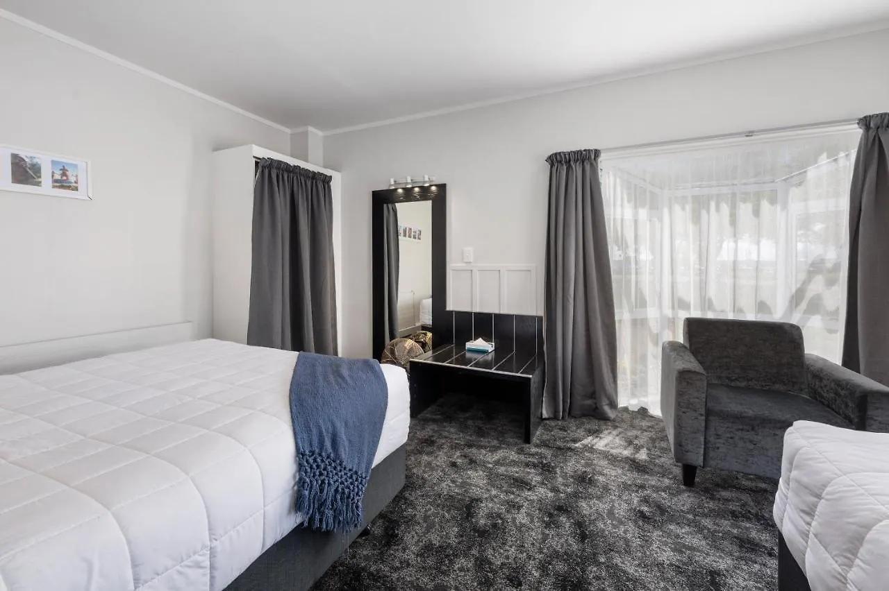 Lake Lodge Motel Ροτόρυα